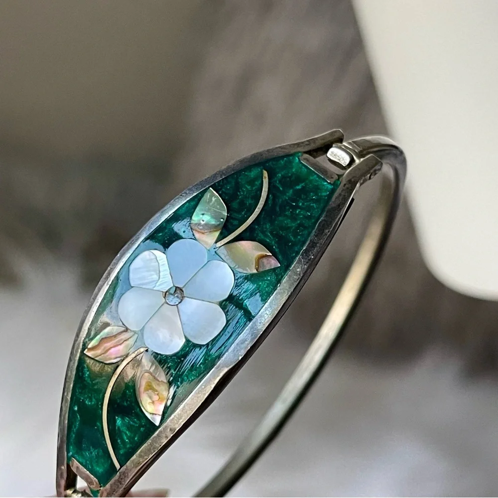 Vintage | Green Enamel Base with Inlay Abalone & Mother of Pearl Kids Size 16cm